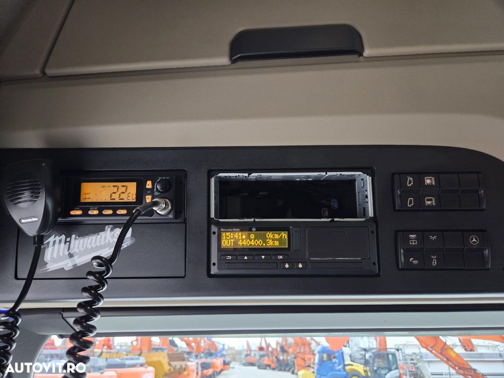 Mercedes-Benz ACTROS 18.510, AUTOMATA+RETARDER 5 trepte, SA CUPLARE REGLABILA la 1,15m si 0,9m, 2 rezervoare cumulat 680l, Spoilere cabina si sasiu, Camere in loc de oglinzi, Navigatie, Frigider, rulat in GERMANIA, posibil leasing 4 ani, PROMOTIE 45.900 EUR+tva - 30