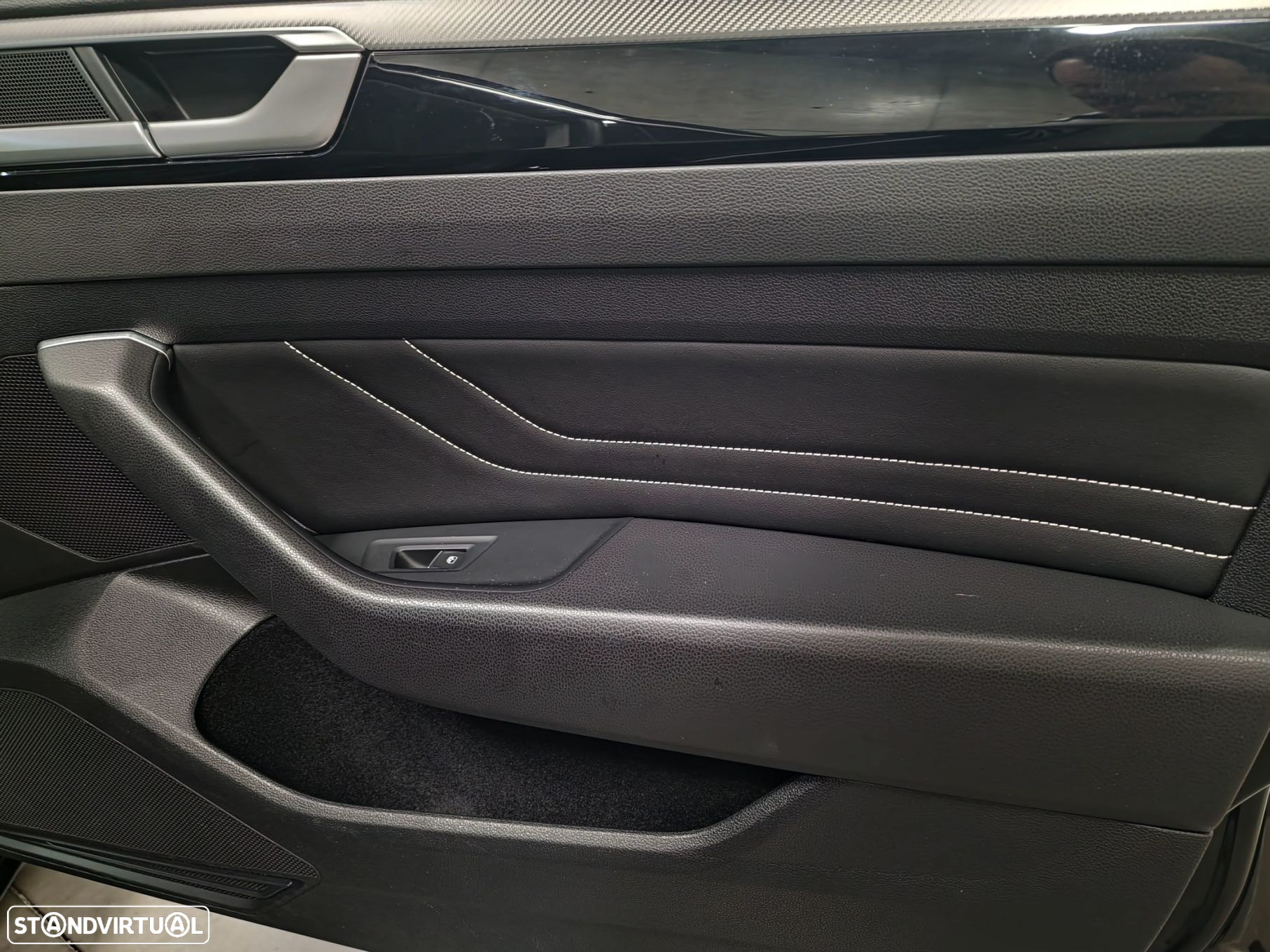 VW Arteon Shooting Brake 2.0 TDI Elegance DSG - 29