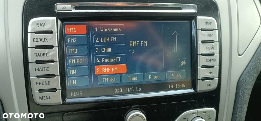 Ford Mondeo 2.0 Gold X - 23