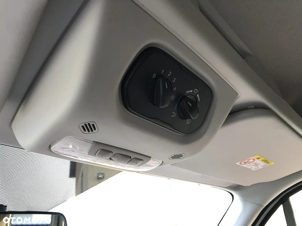 Ford Transit 310 L2H3 Ambiente - 28