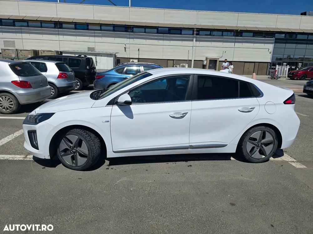 Hyundai IONIQ - 2