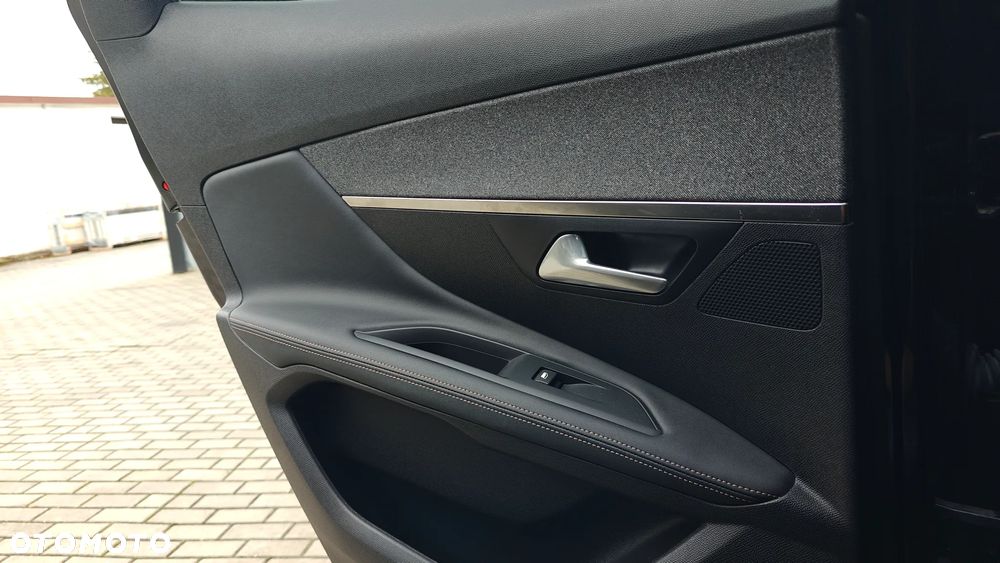 Peugeot 3008 1.5 BlueHDi GT S&S - 31