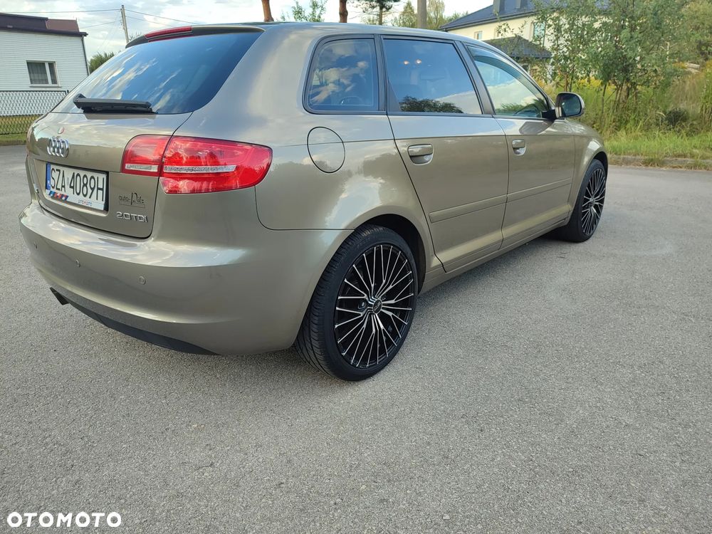 Audi A3 Sportback 2.0 TDI DPF S tronic Attraction - 3