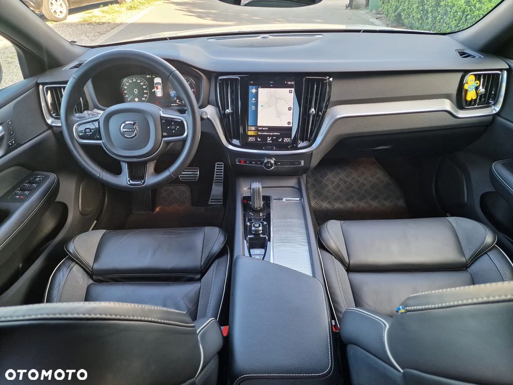Volvo V60 B4 D Plus Dark - 22