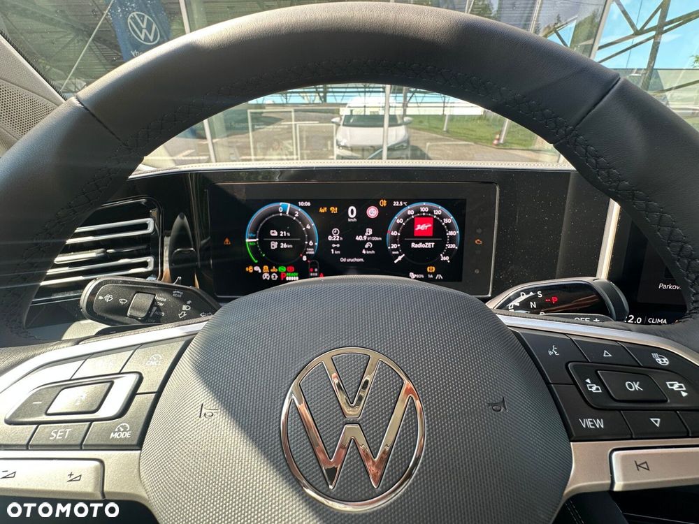 Volkswagen Tiguan - 17
