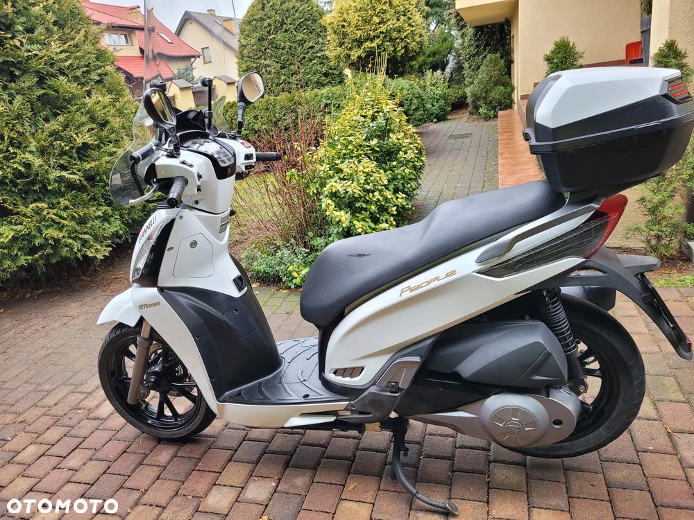Kymco People - 6