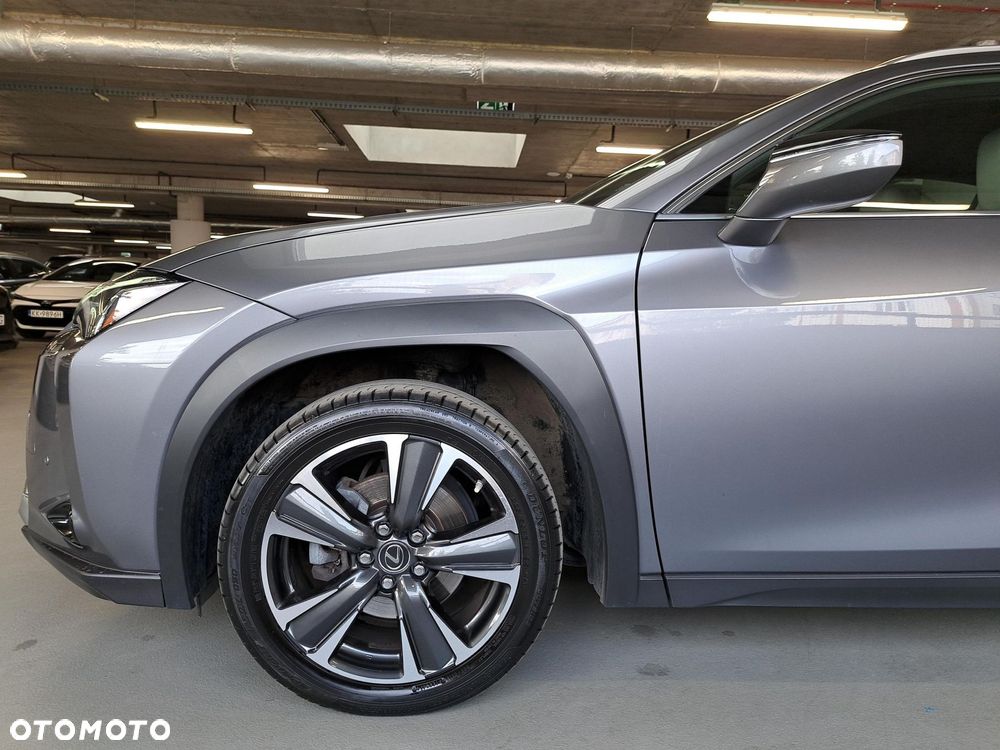 Lexus UX 200 Prestige 2WD - 28