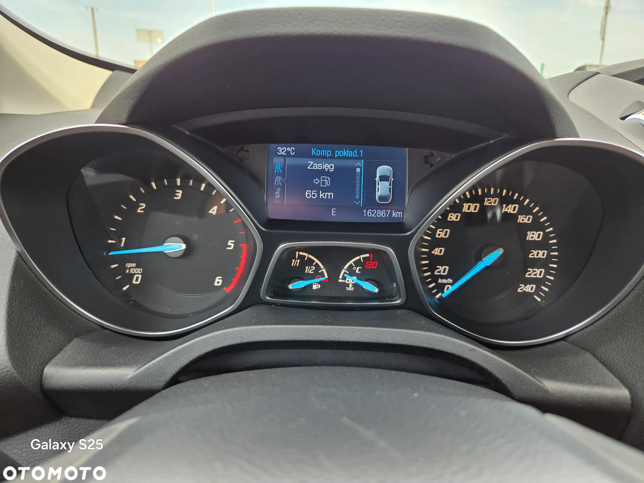 Ford Kuga - 13