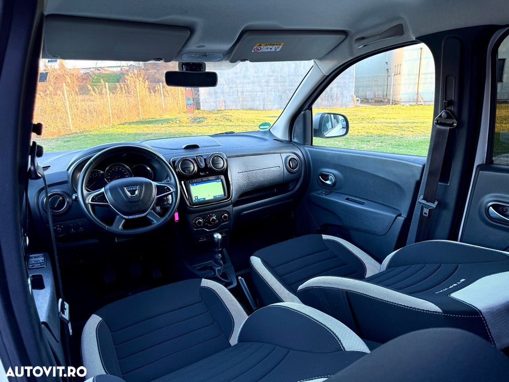 Dacia Lodgy Blue dCi 115 (7-Sitzer) Stepway Selection Blue - 9