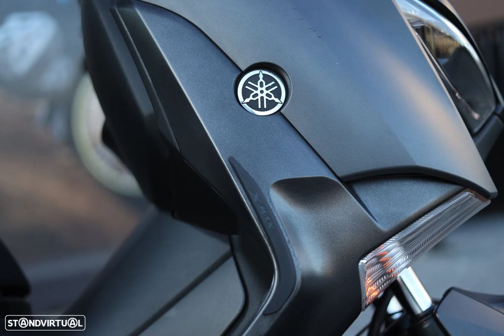 Yamaha X-Max 300 ABS e TCS - 11