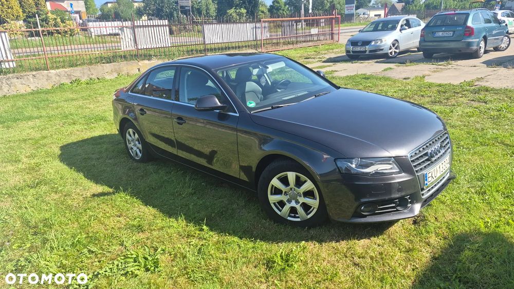 Audi A4 Limousine - 2