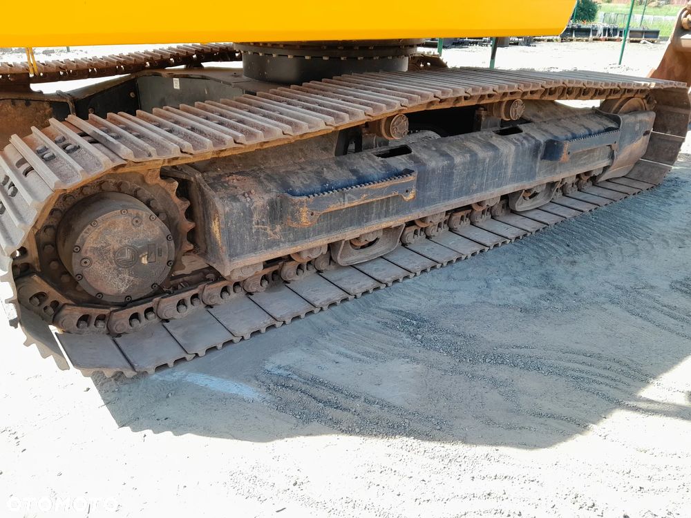 JCB 220x js220 - 18