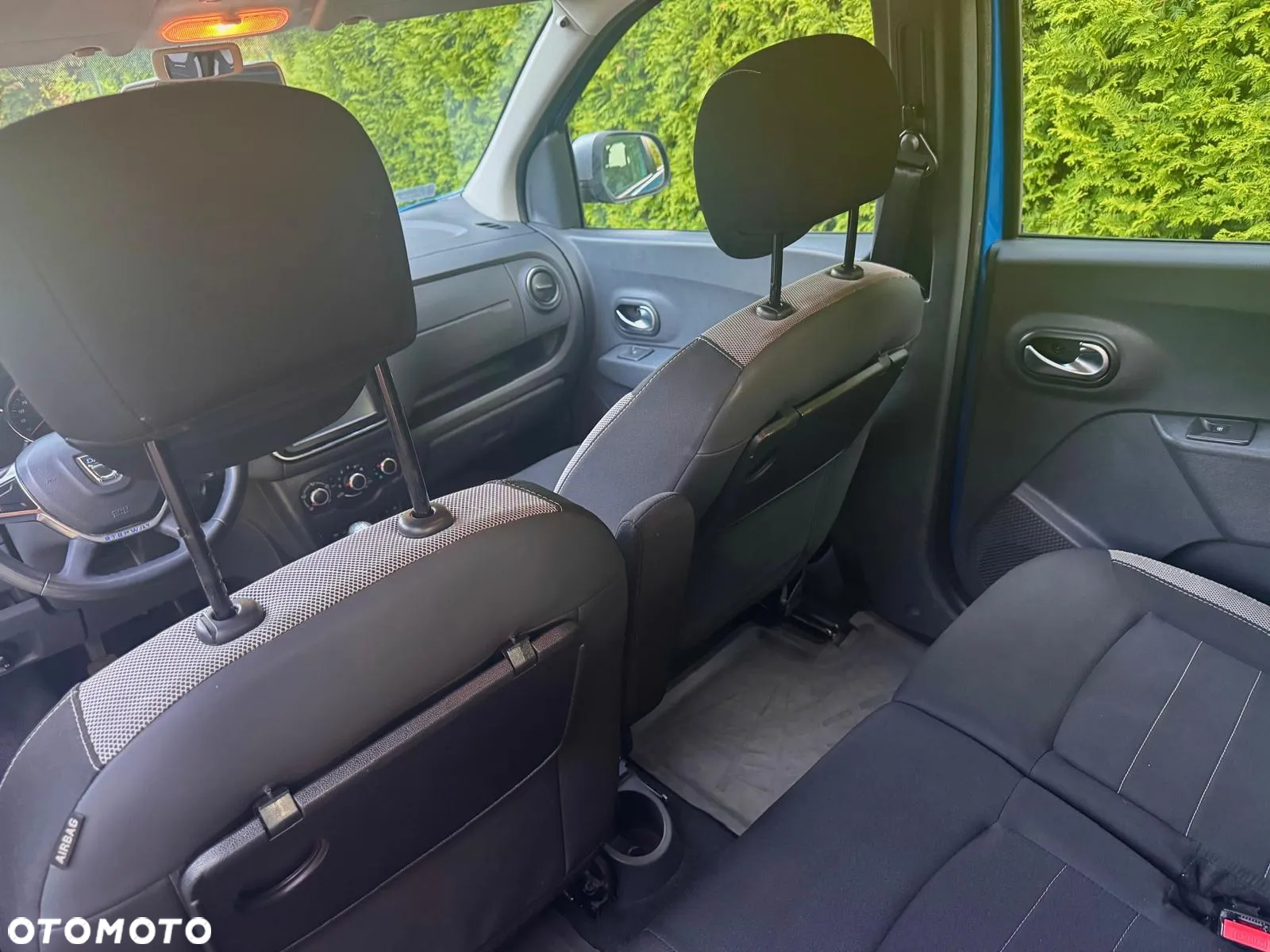 Dacia Lodgy 1.6 SCe Stepway S&S - 11