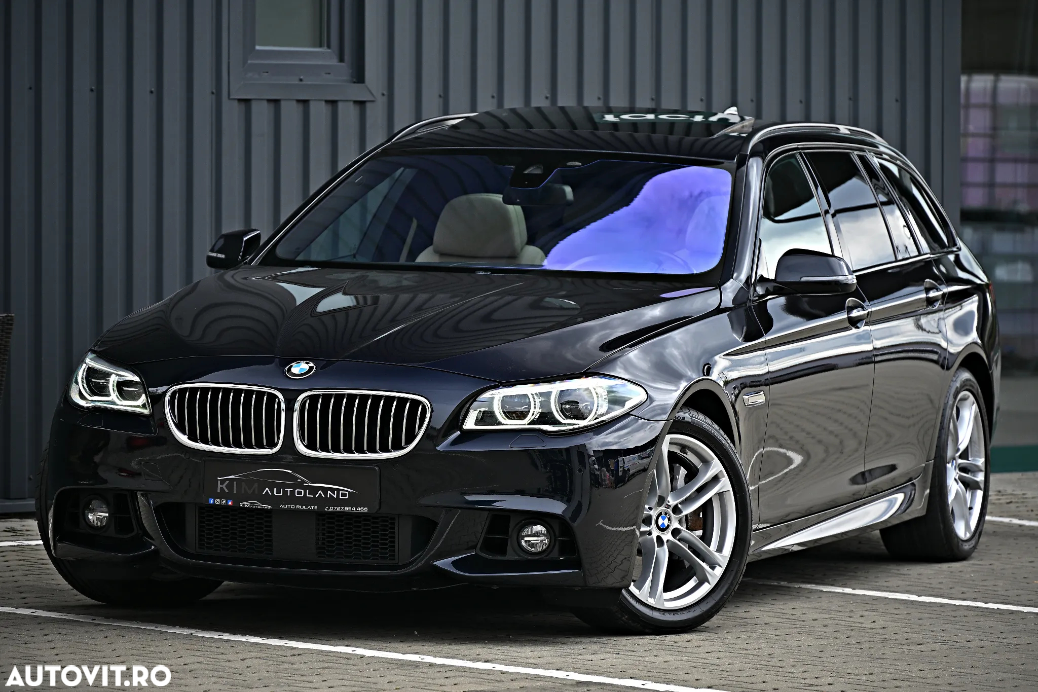 BMW Seria 5 525d xDrive Touring Sport-Aut. - 25