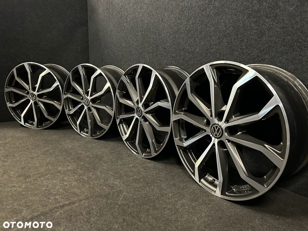 Alufelgi VW Golf 8, 7, 6, 5, Touran Caddy, Skoda Octavia III, II, Seat Leon 18 cali 5x112 4szt. Ładne! - 1