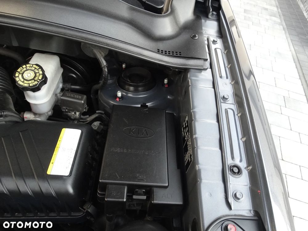 Kia Sportage 2.0 2WD Cup - 31
