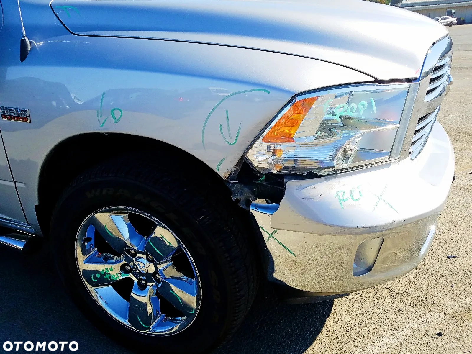 RAM 1500 - 9