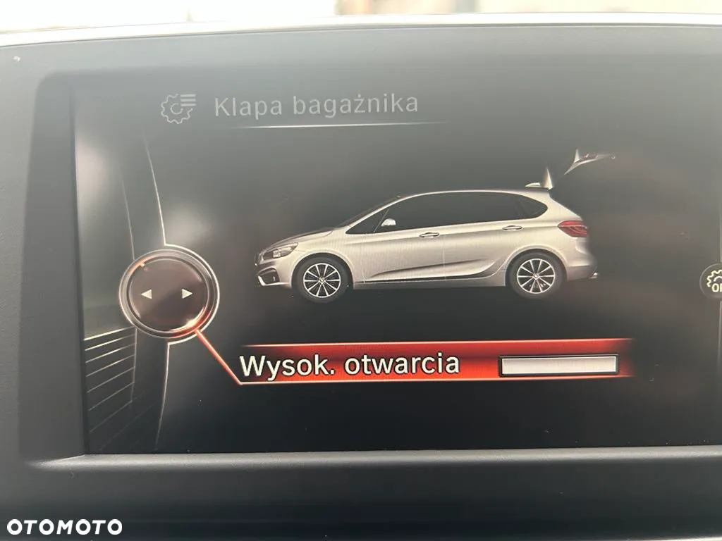 BMW Seria 2 218d - 15