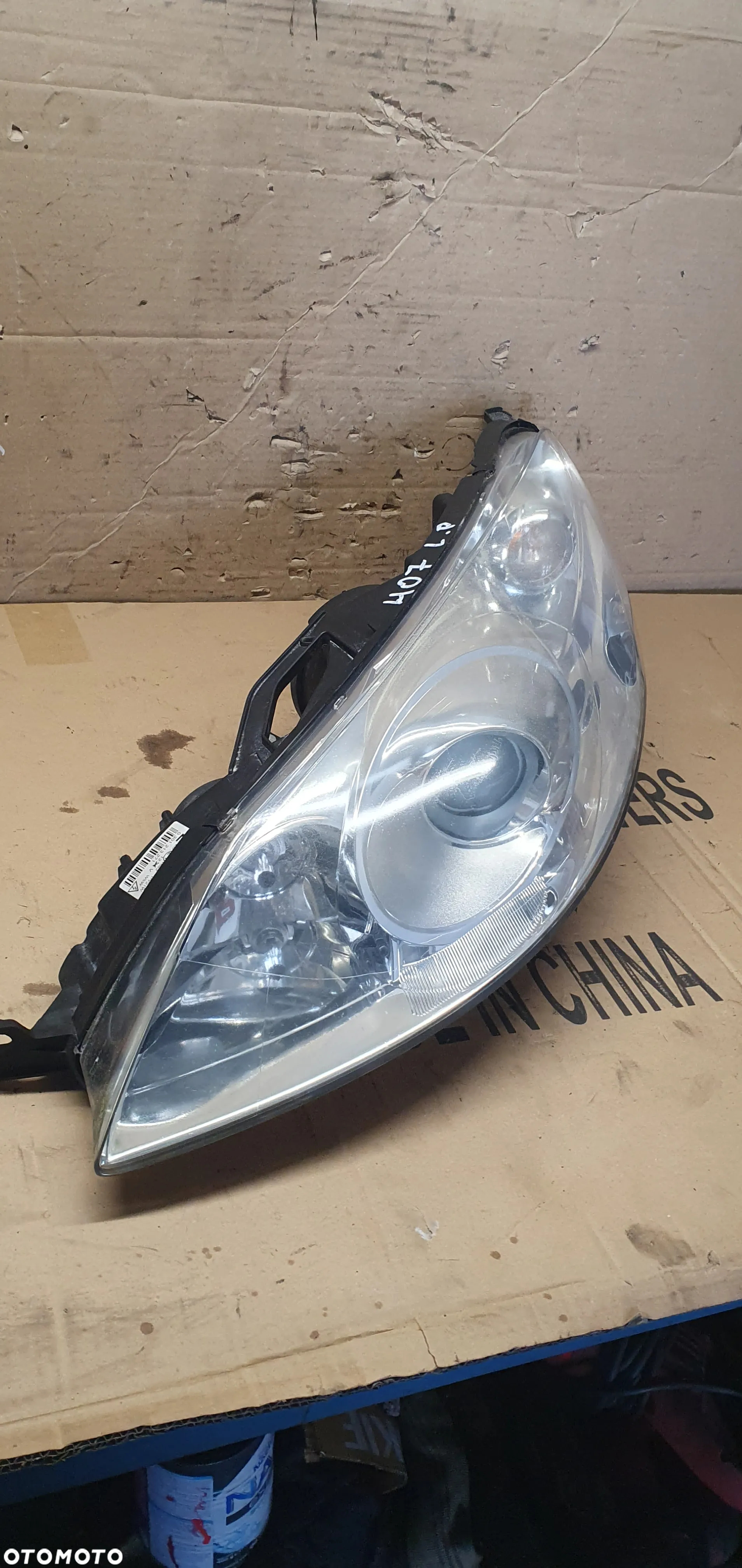Lampa lewy przód przednia lewa Xenon Peugeot 407 9660236680 - 2