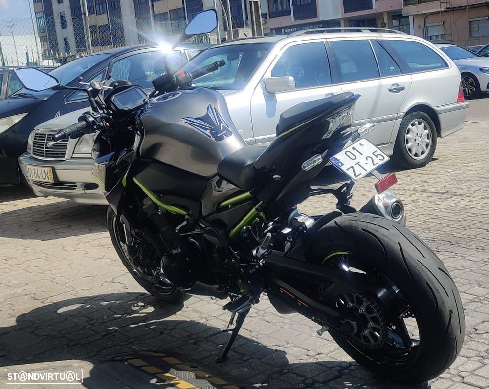 Kawasaki Z 900 - 10