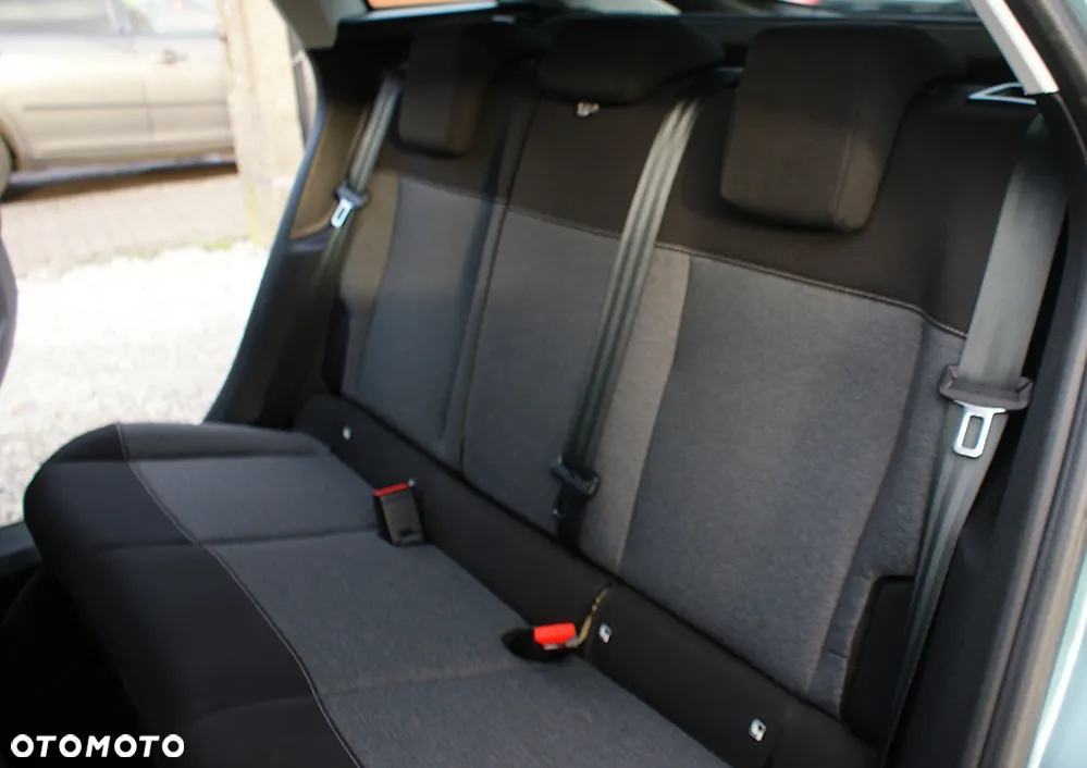 Citroën C4 PureTech 100 Stop&Start LIVE - 22