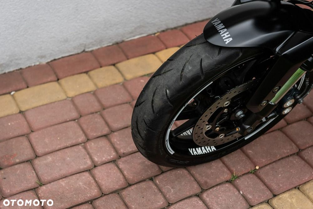 Yamaha MT - 9