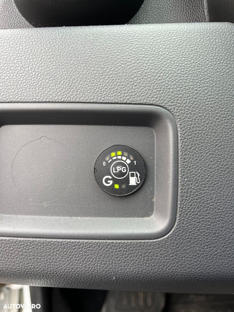 Dacia Duster 1.6 SCe Comfort - 12