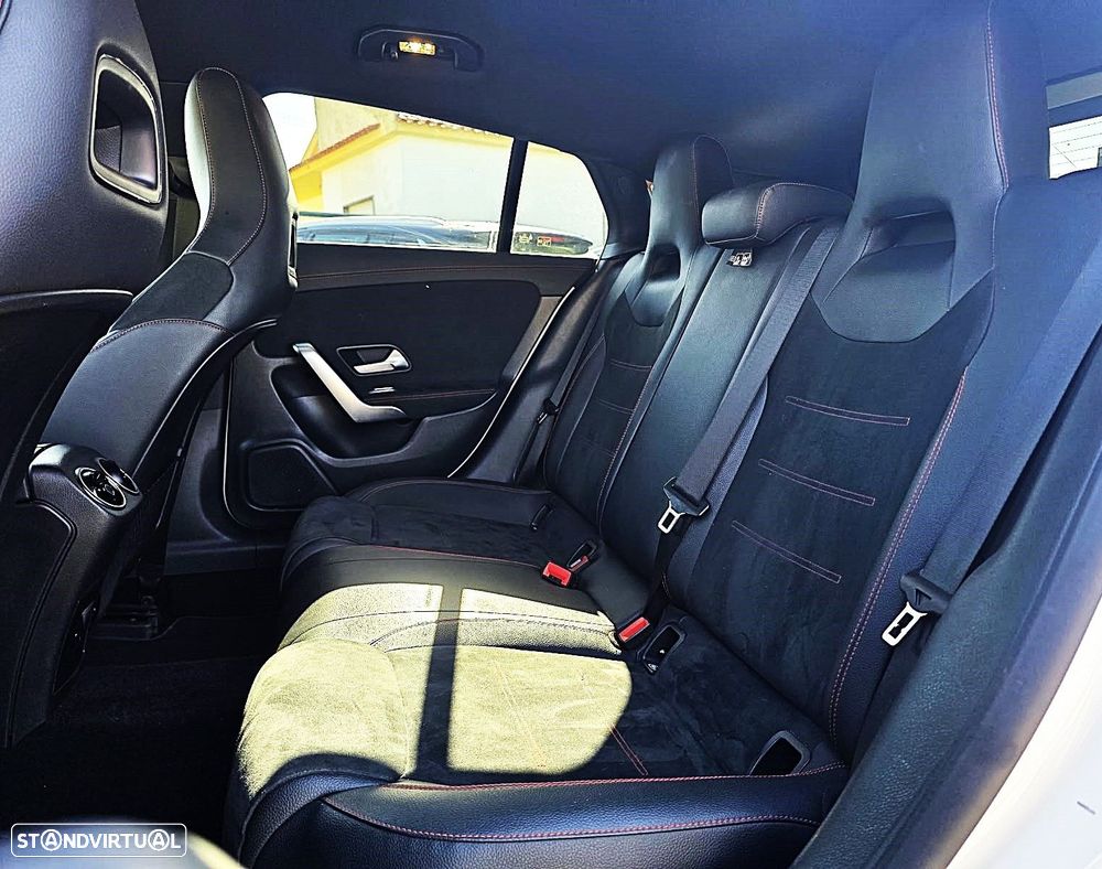 Mercedes-Benz CLA 250 - 11