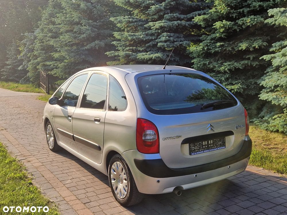 Citroën Xsara 1.6 16V Confort - 11