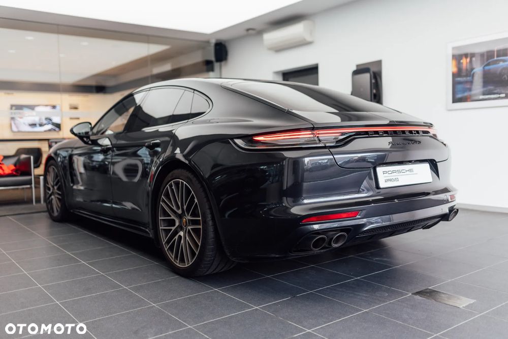 Porsche Panamera GTS - 13