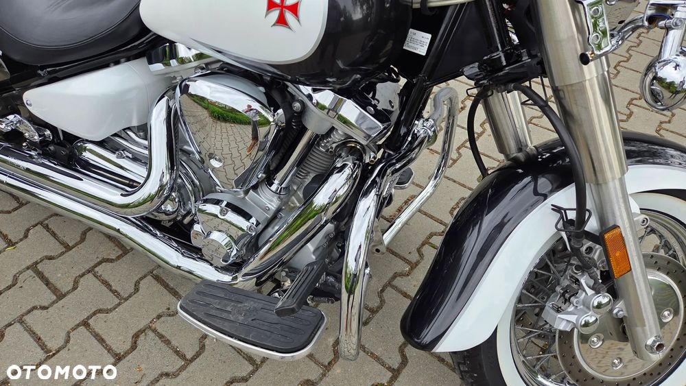 Yamaha Road Star - 7