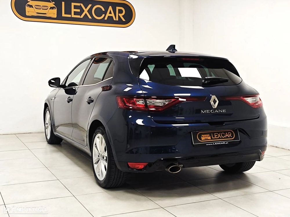 Renault Mégane 1.3 TCe Limited J17 - 26