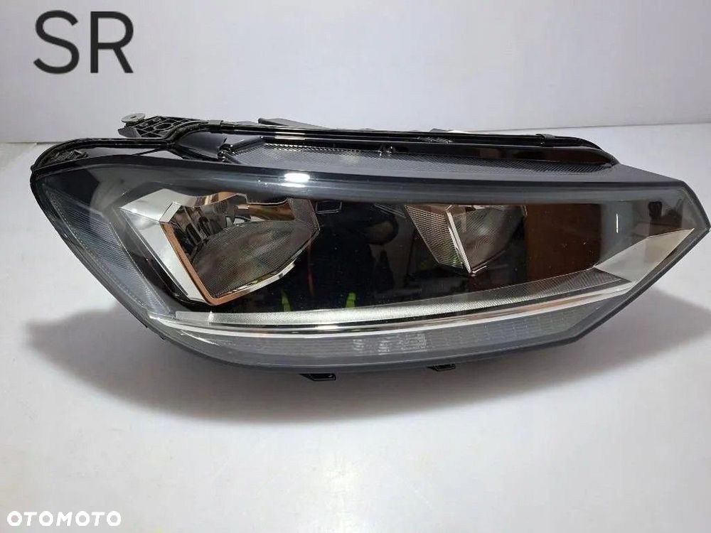 Volkswagen Touran III 2019 Prawa Lampa Reflektor 5TB941006A EUROPA - 1