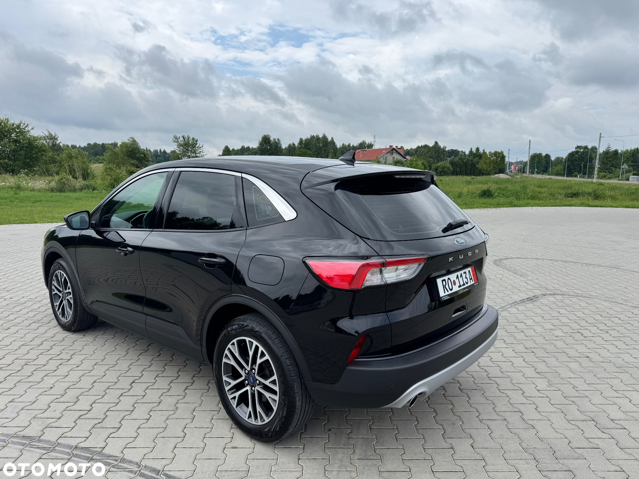 Ford Kuga - 10