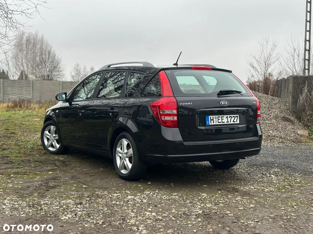 Kia Ceed 1.6 CRDi Spirit - 4