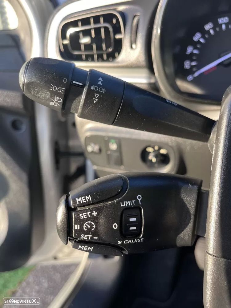 Citroën C3 1.2 PureTech Feel - 28