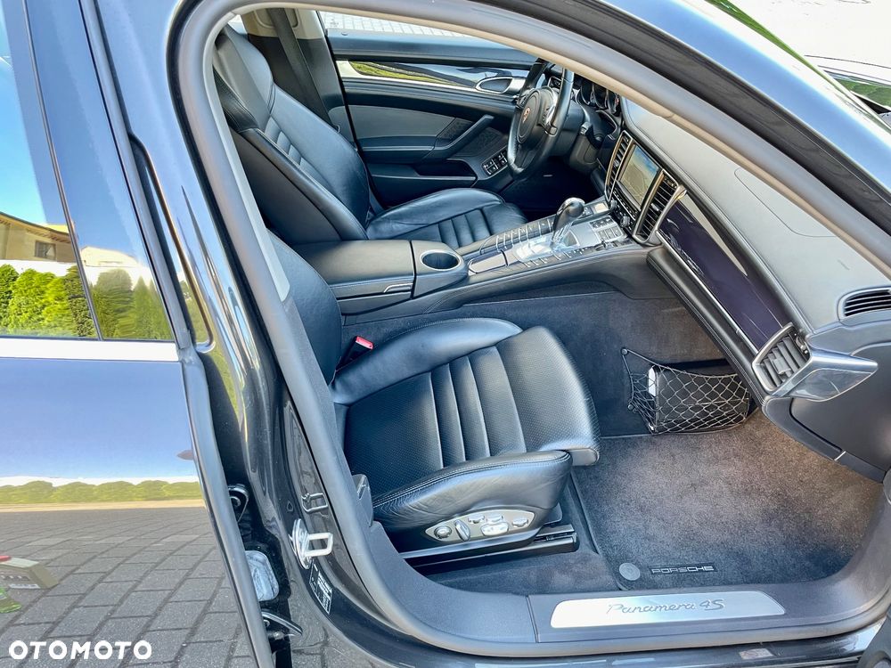 Porsche Panamera S PDK - 7