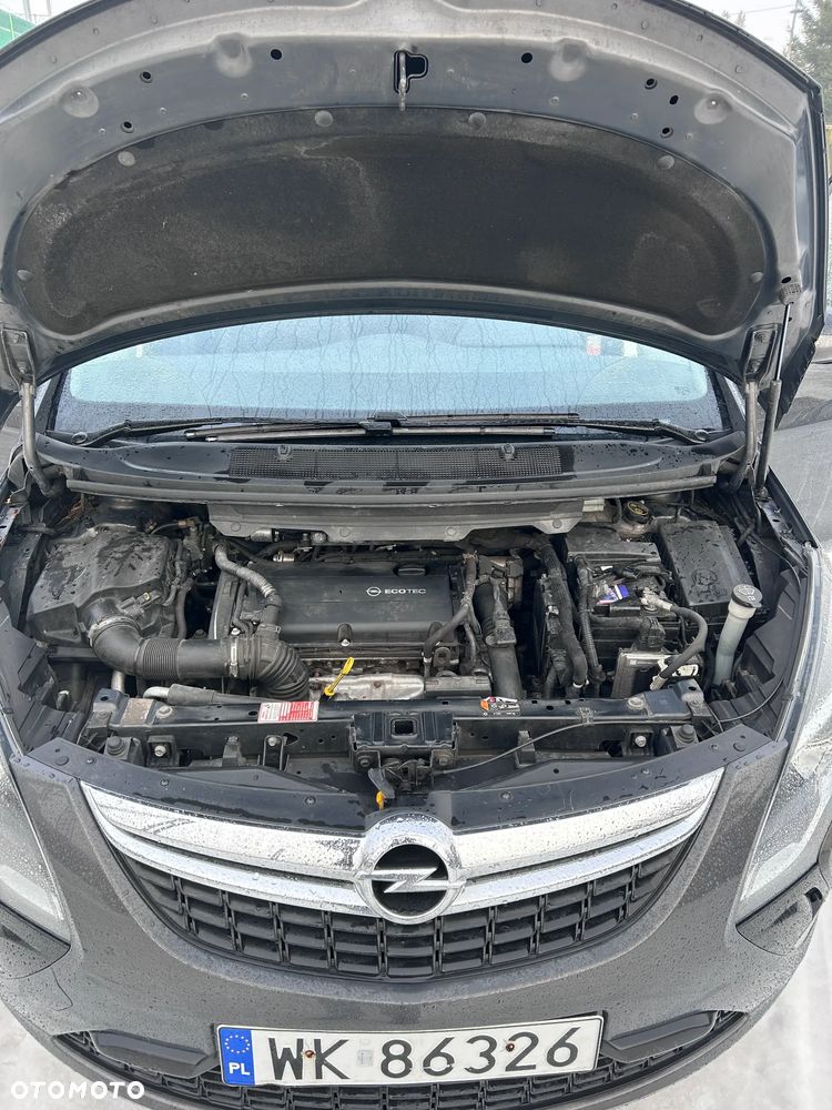 Opel Zafira - 13