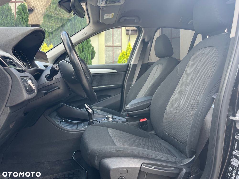 BMW X1 xDrive18d Business Edition - 11
