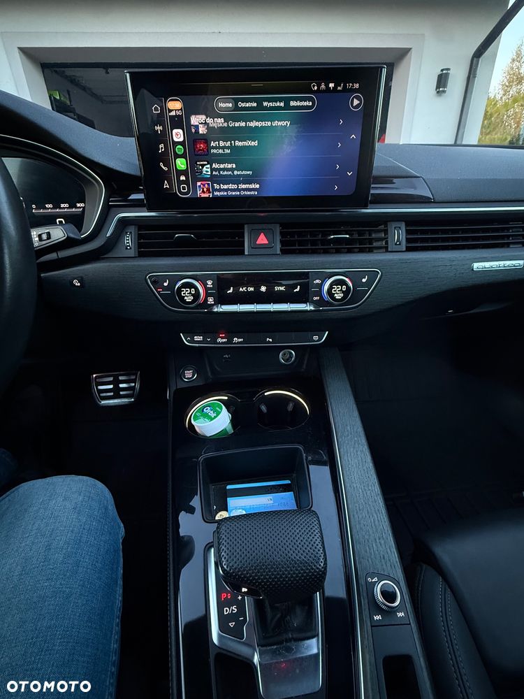 Audi A4 Limousine 45 TFSI quattro S tronic advanced - 17