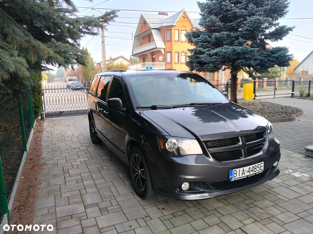 Dodge Grand Caravan - 6