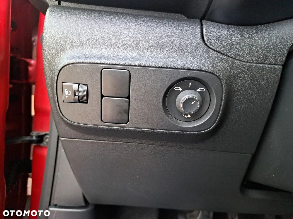 Citroën C3 1.2 PureTech Shine - 22