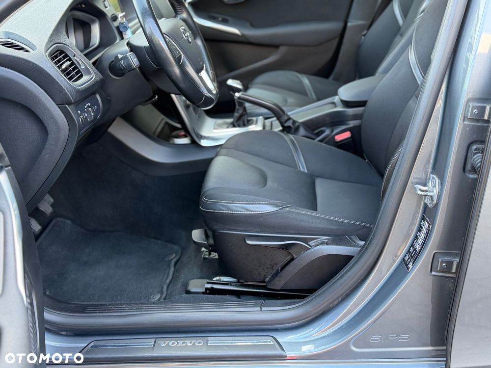 Volvo V40 - 28