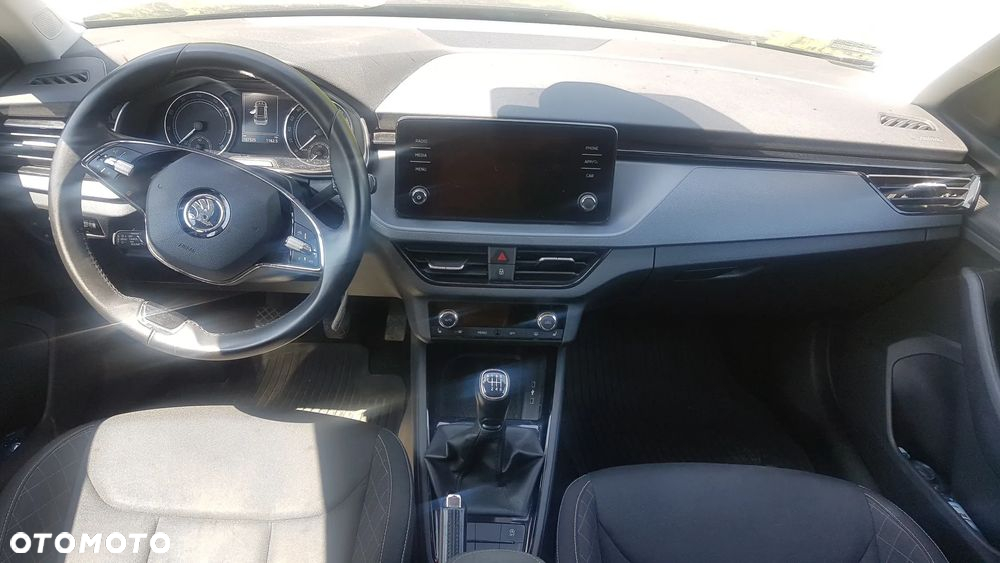 Skoda Kamiq 1.0 TSI Ambition - 25