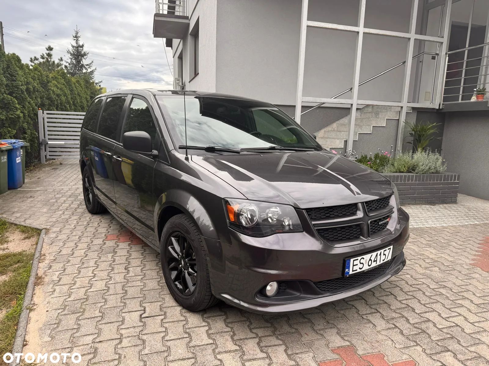 Dodge Grand Caravan - 1