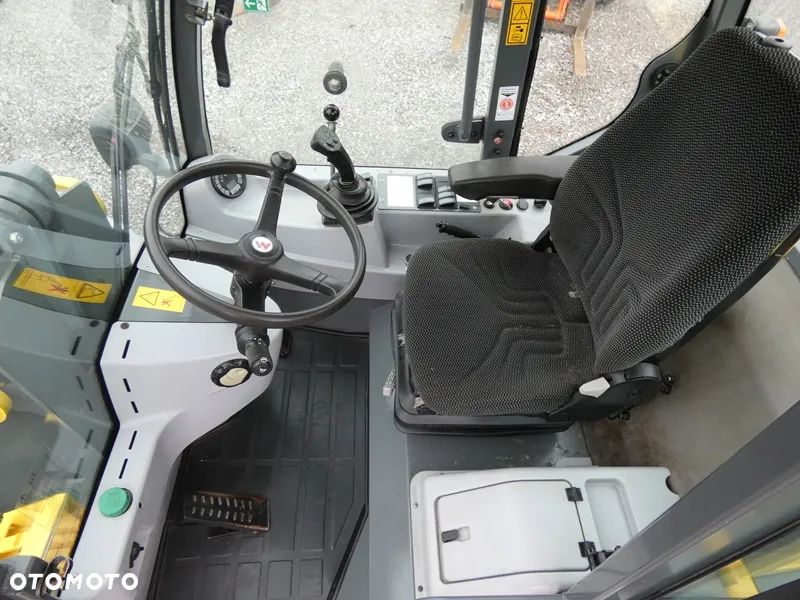 Kramer 750 z Niemiec / 2014r Bez DPF / 5.014MTG / - 8