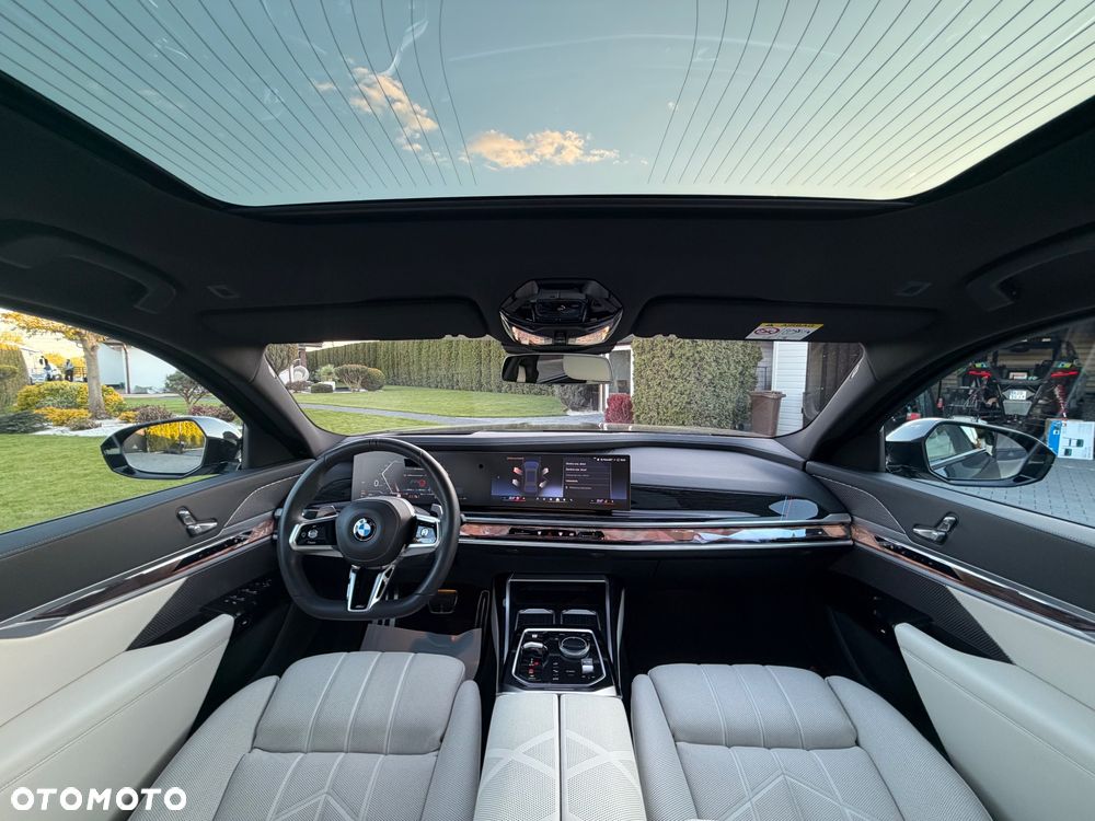 BMW Seria 7 740d xDrive mHEV sport - 26