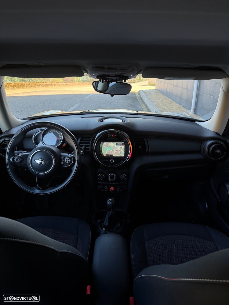 MINI 3 Portas One D - 8