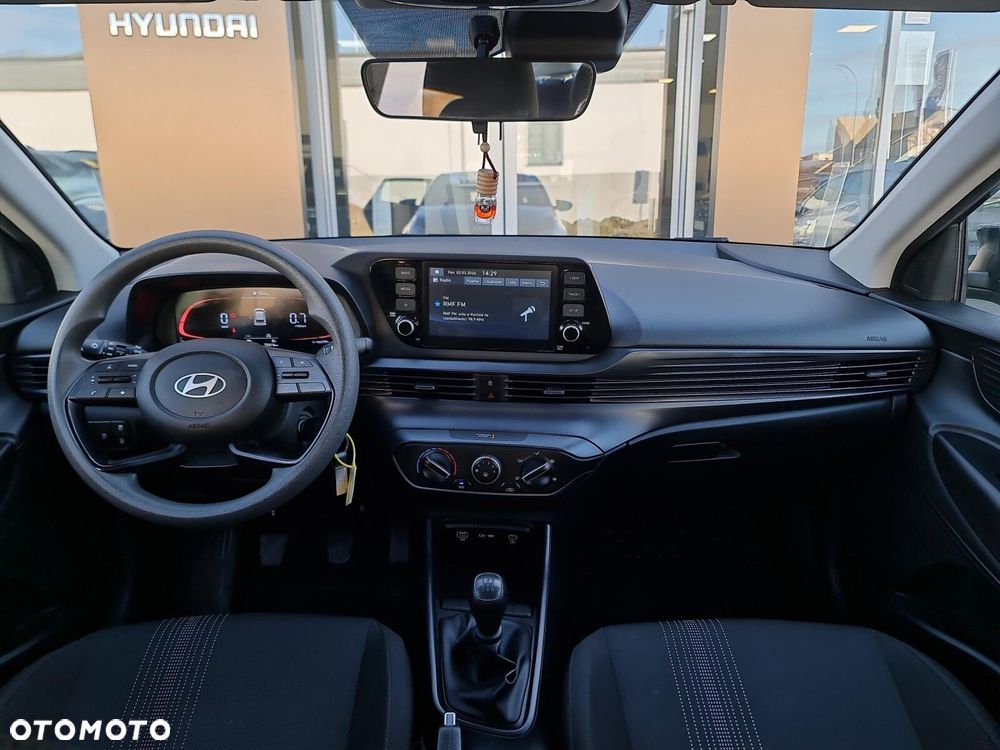 Hyundai i20 1.2 Pure - 16