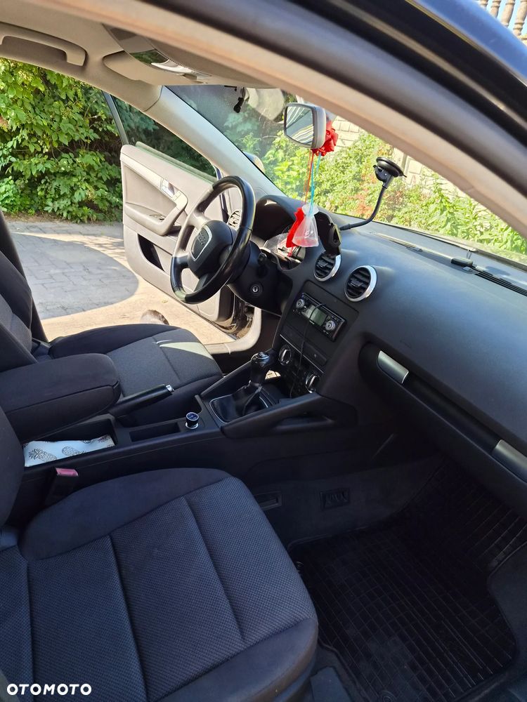 Audi A3 Sportback 1.9 TDI DPF Attraction - 7